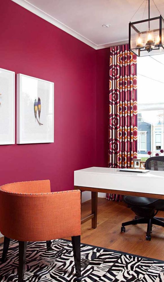 How to Use Viva Magenta in Interiors_.jpg