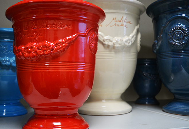 red-planters-00.jpg red-planters-00.jpg