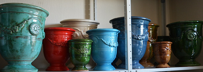 red-planters-01.jpg red-planters-01.jpg