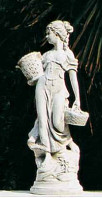 Cтатуя Donna con cesto minore